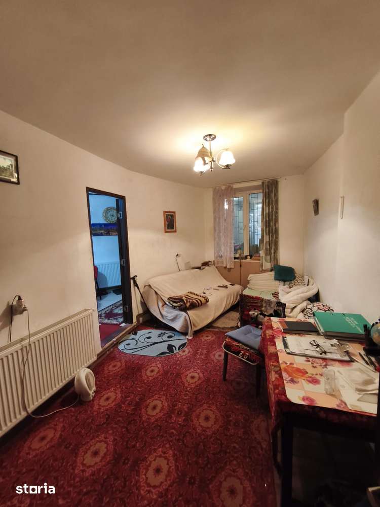Apartament 3 camere centrul istoric oportunitate excelentă investiție — fotografia 1