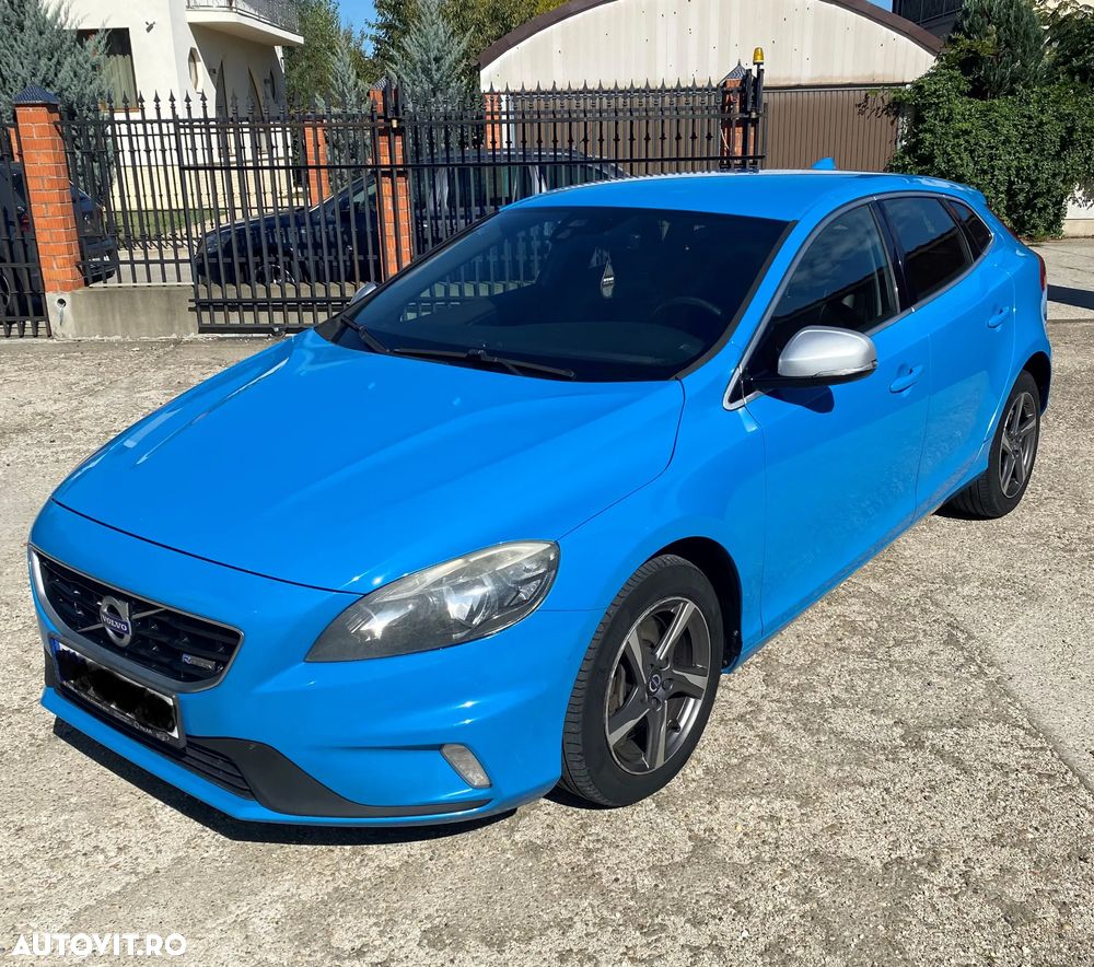 Volvo V40 D4 VEA R-Design - 1