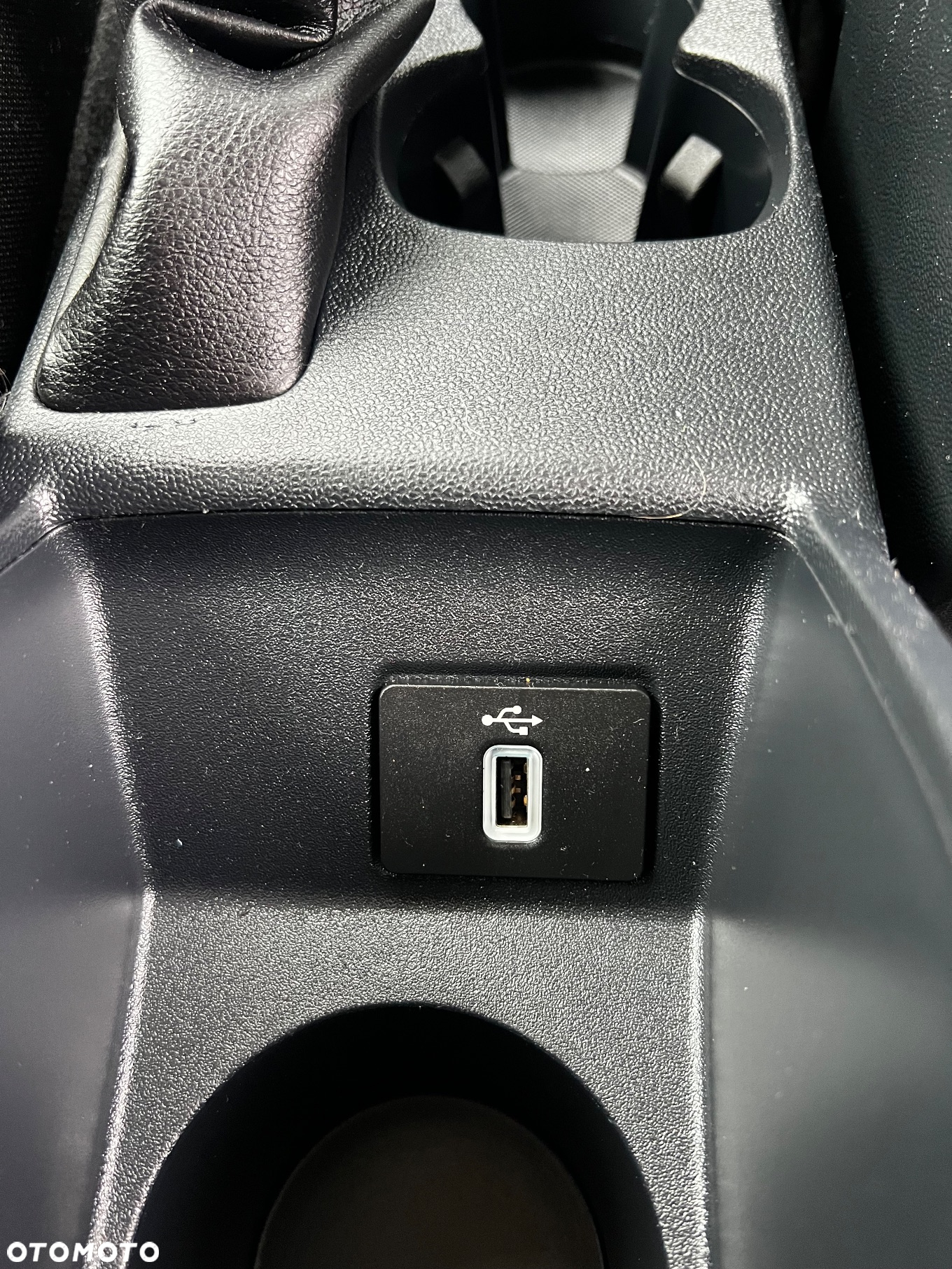 Ford Fiesta 1.1 Connected ASS - 19