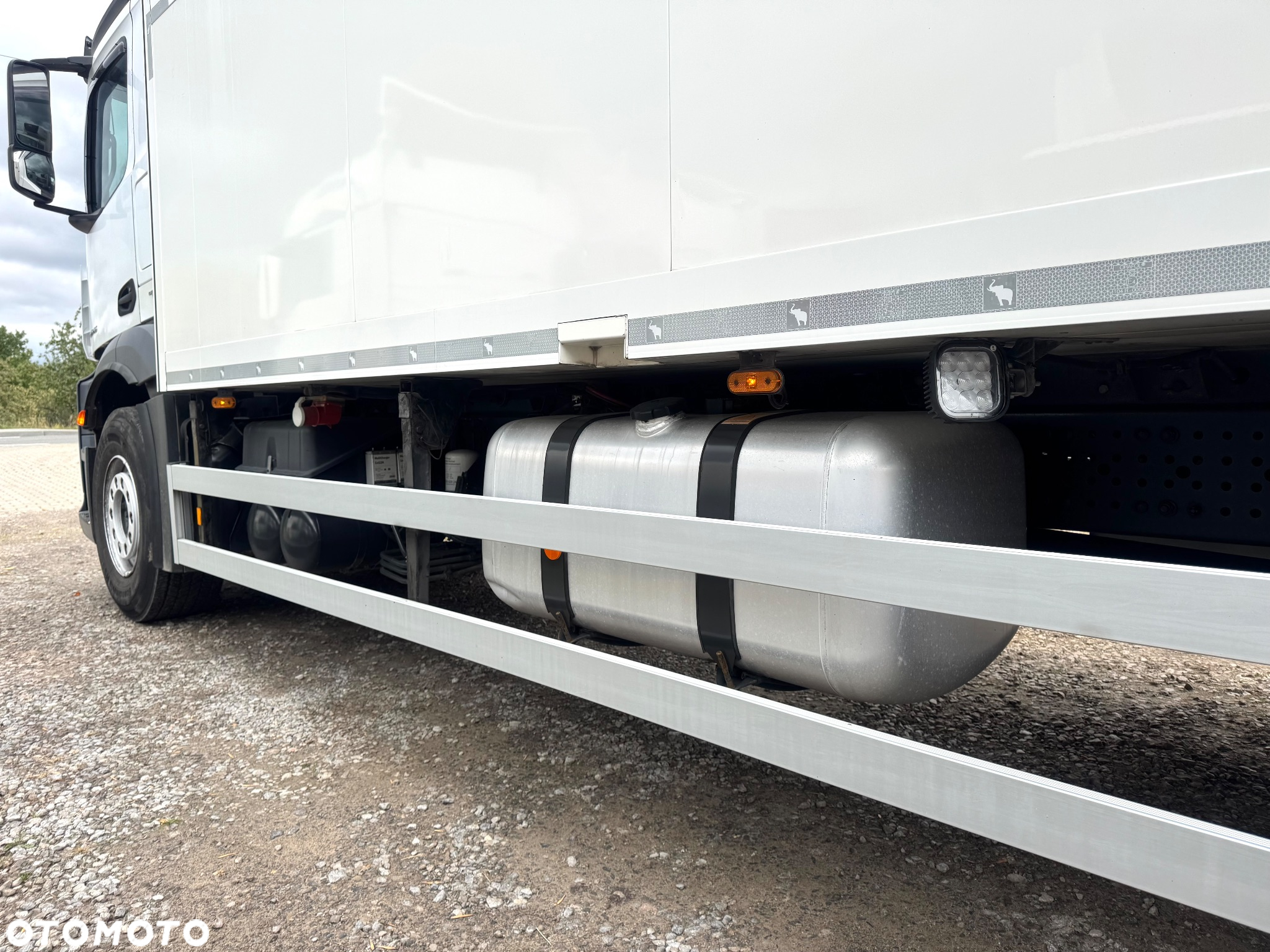 Mercedes-Benz ANTOS 2545 / CHŁODNIA CARRIER SUPRA 850 / RETARDER / WINDA - 7