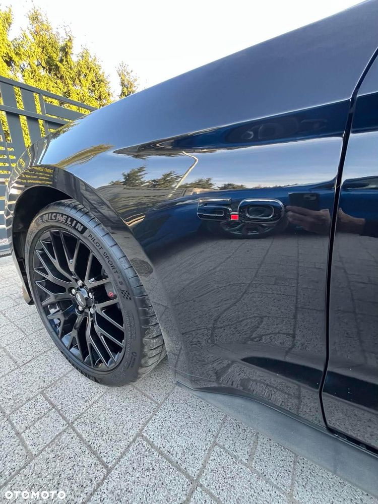 Ford Mustang 5.0 V8 GT - 3