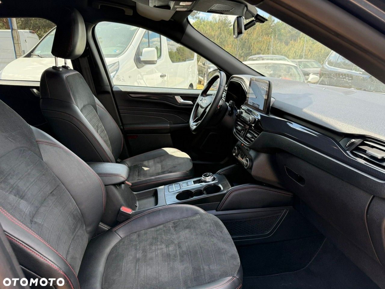Ford Kuga - 5