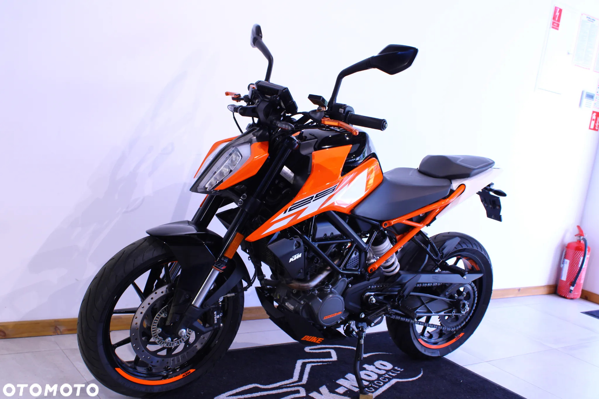 KTM Duke - 4