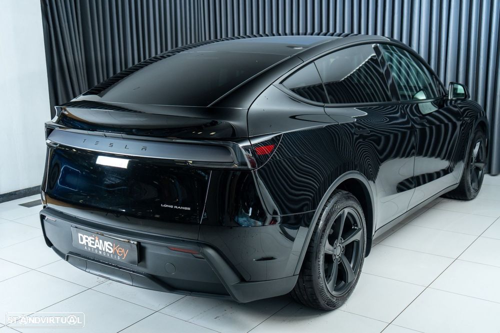 Tesla Model Y Long Range Tração Traseira - 4