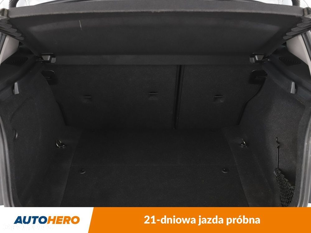 BMW Seria 1 - 18