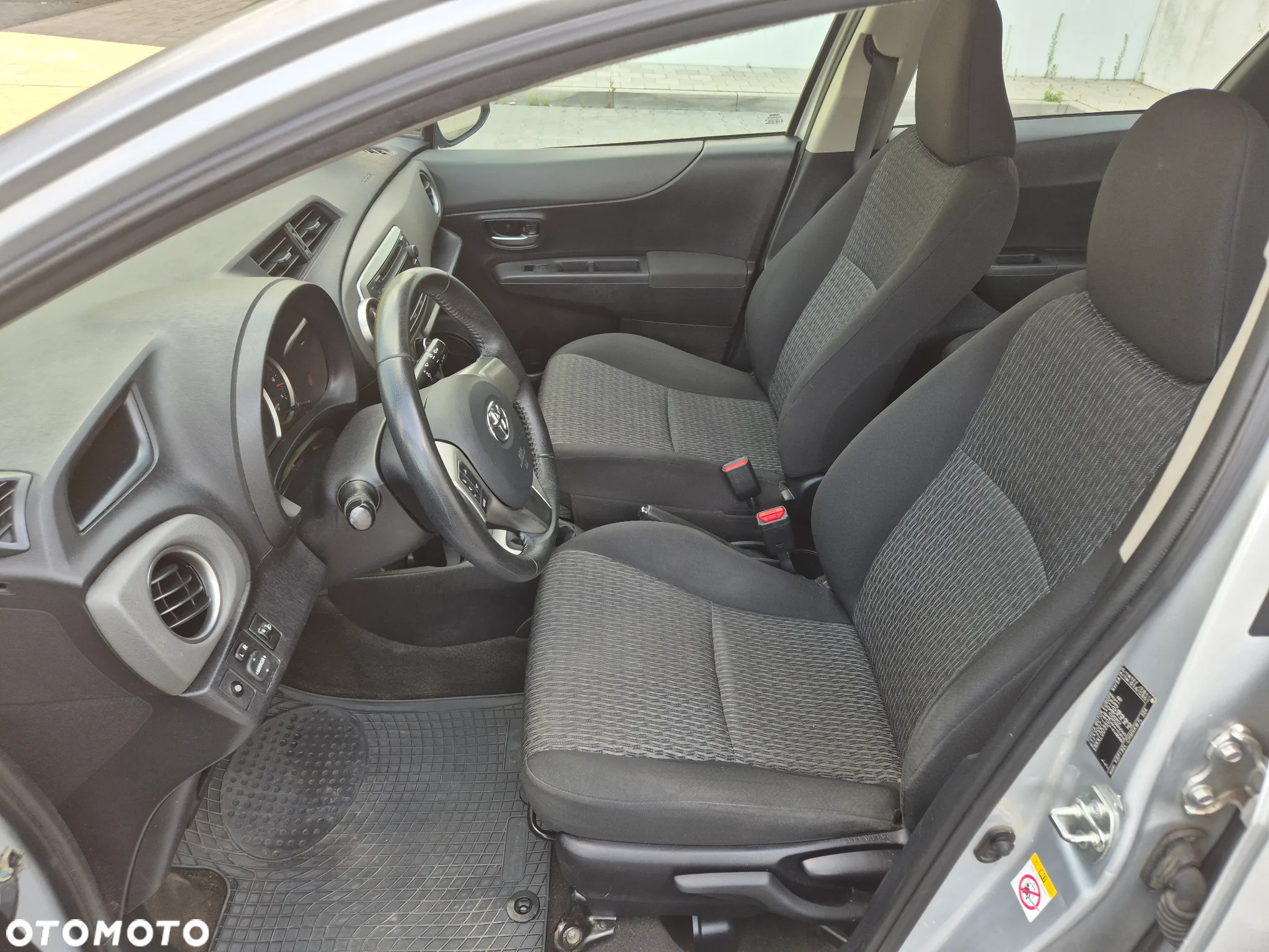 Toyota Yaris 1.0 Life - 8