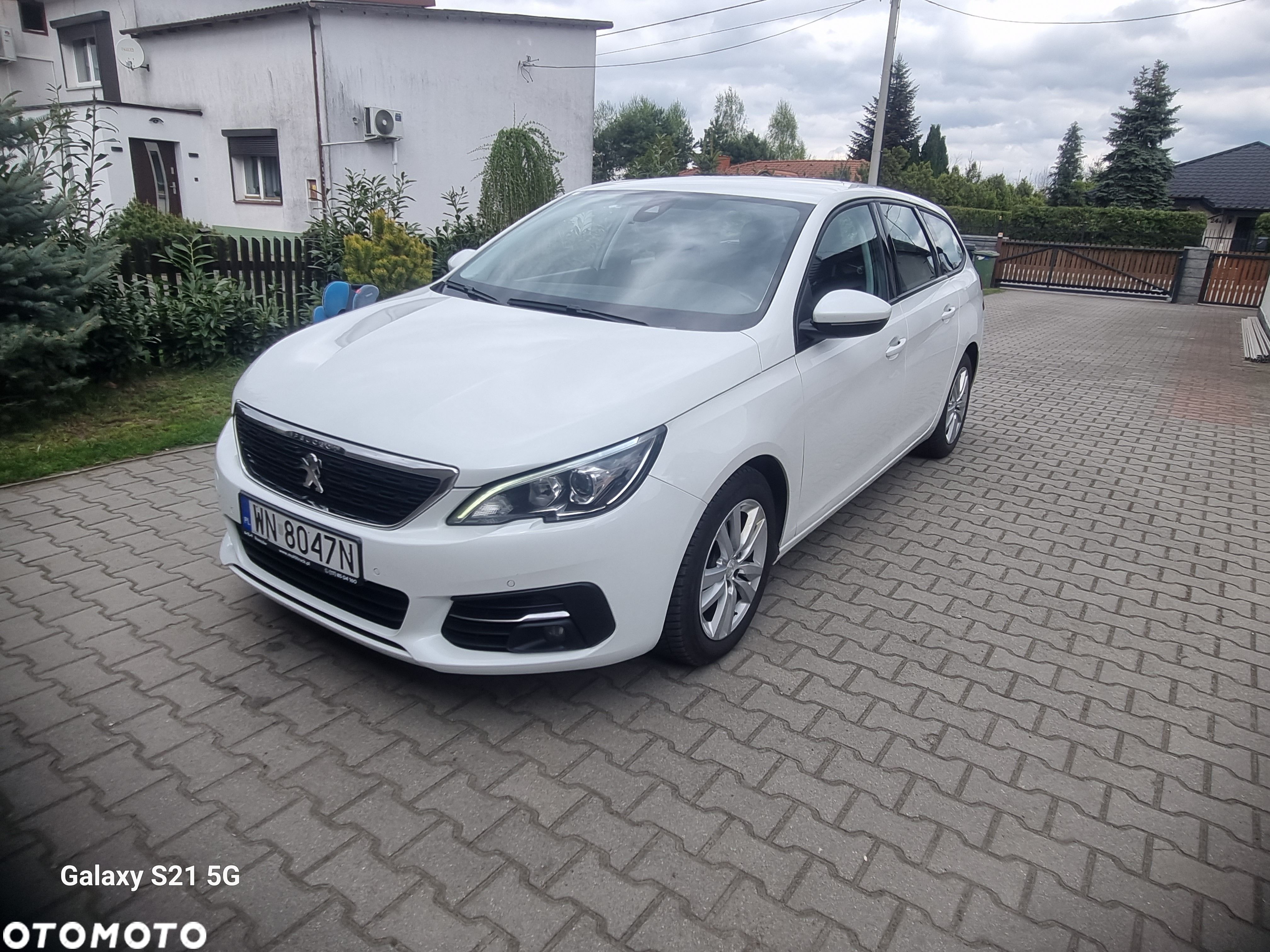 Peugeot 308 - 1