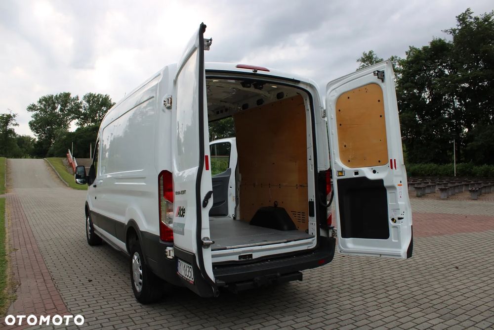 Ford Transit - 22