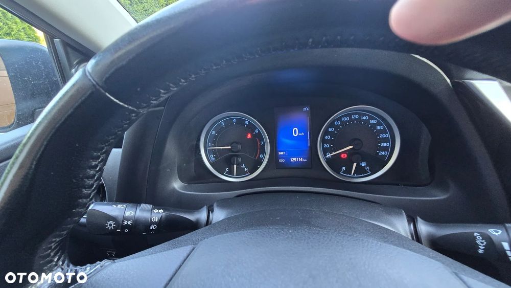 Toyota Corolla - 35