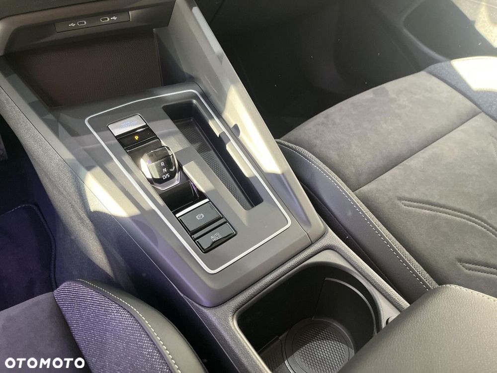 Volkswagen Golf Variant 1.5 eTSI mHEV Life Plus DSG - 15