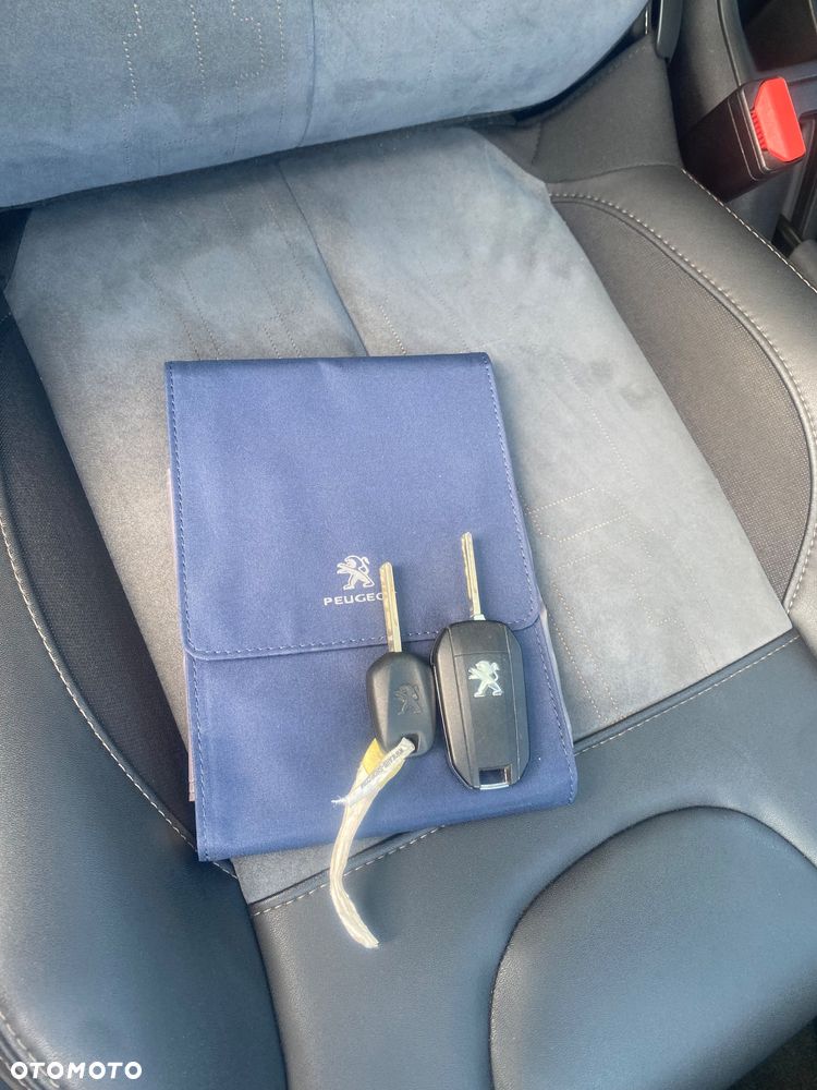 Peugeot 208 PureTech 110 Stop & Start EAT6 Allure - 25