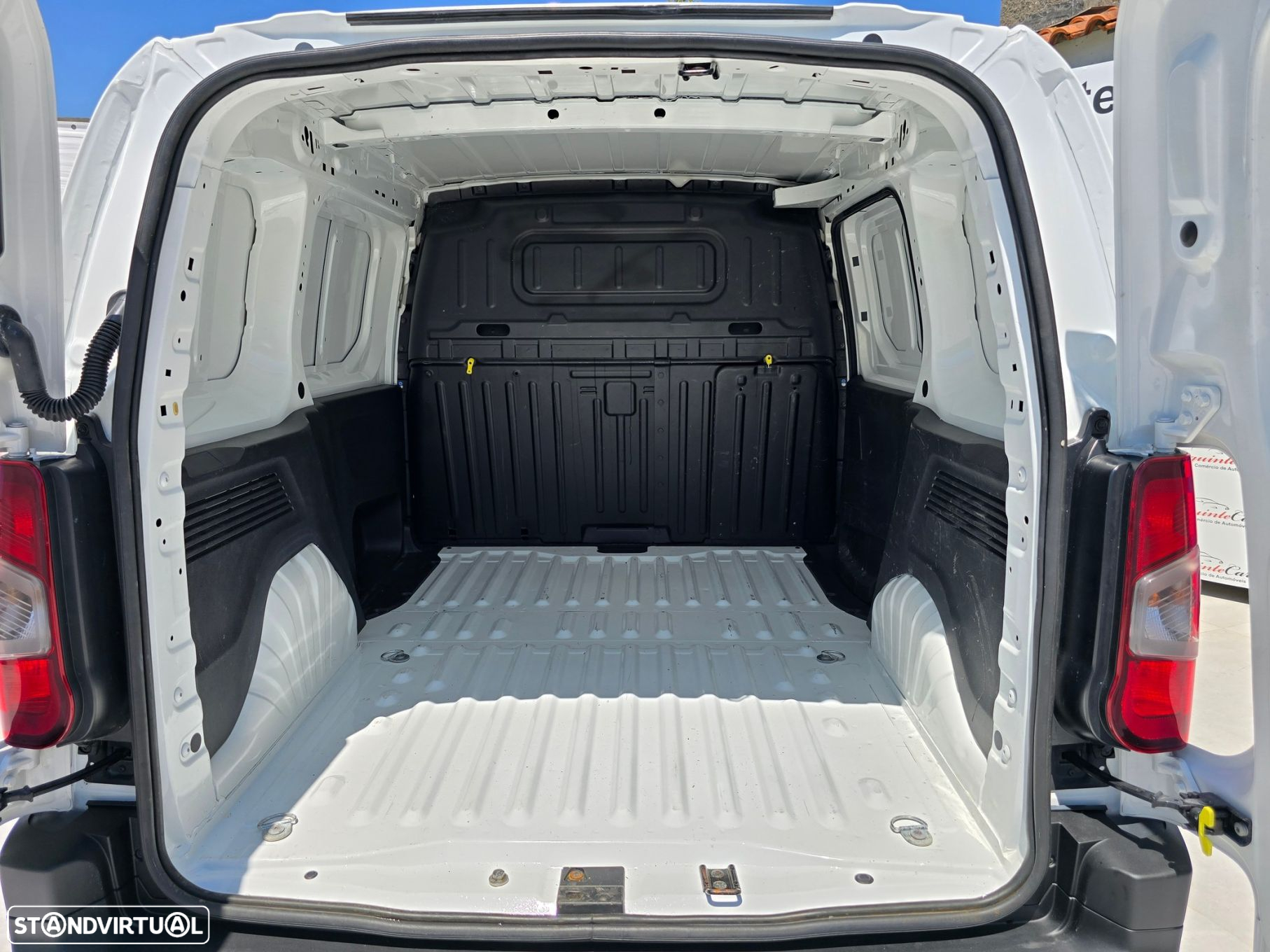 Citroën Berlingo 1.6 BlueHDi L1 Club 3L - 13