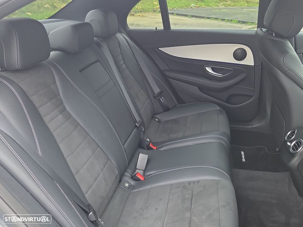 Mercedes-Benz E 300 de AMG Line - 24