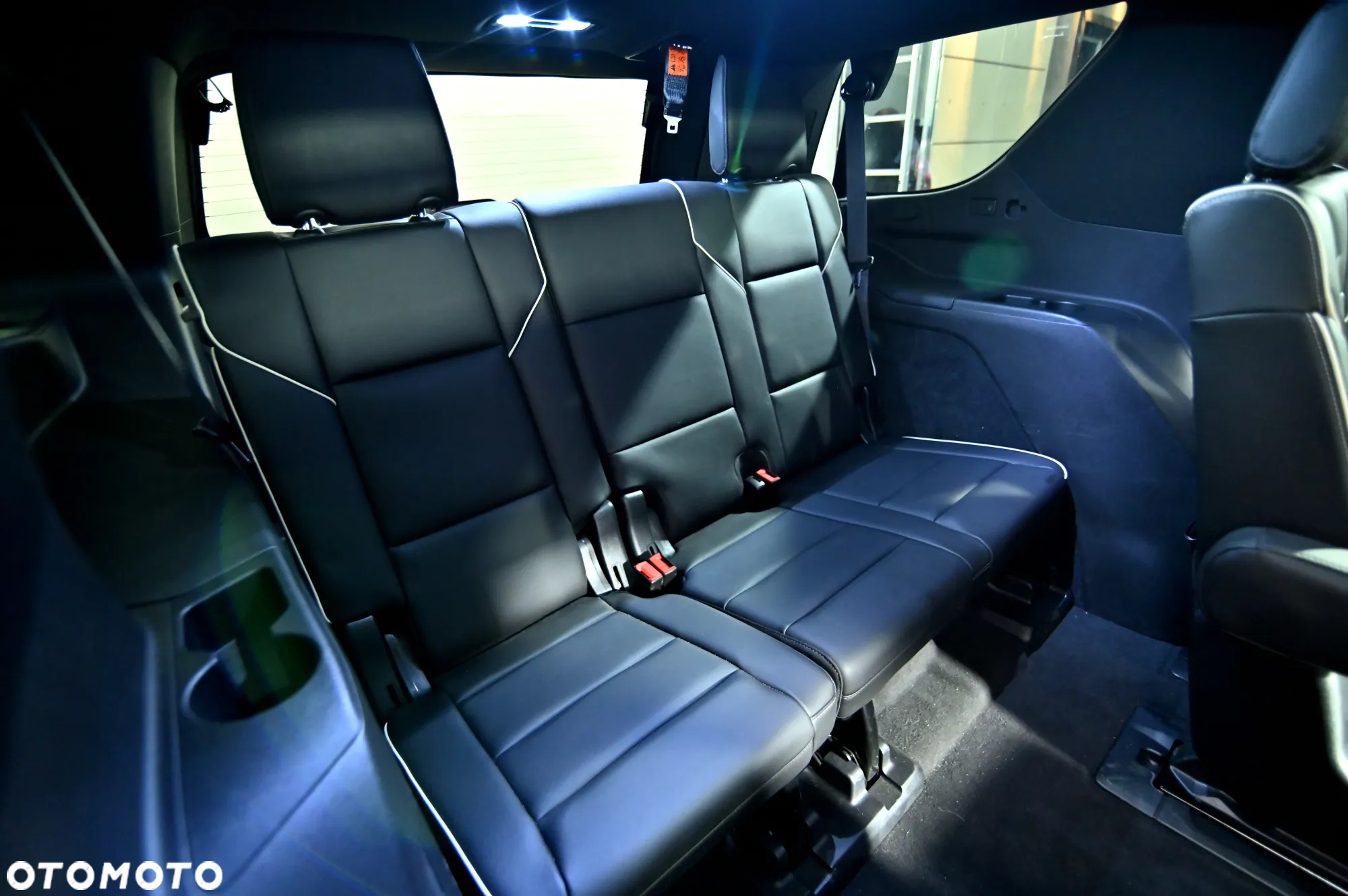 Cadillac Escalade - 22