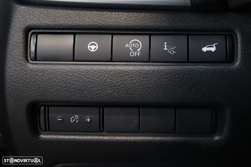 Nissan Qashqai 1.3 DIG-T Tekna SKY - 19