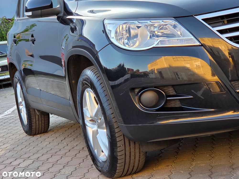 Volkswagen Tiguan 2.0 TDI DPF BlueMotion Technology Sport & Style - 17