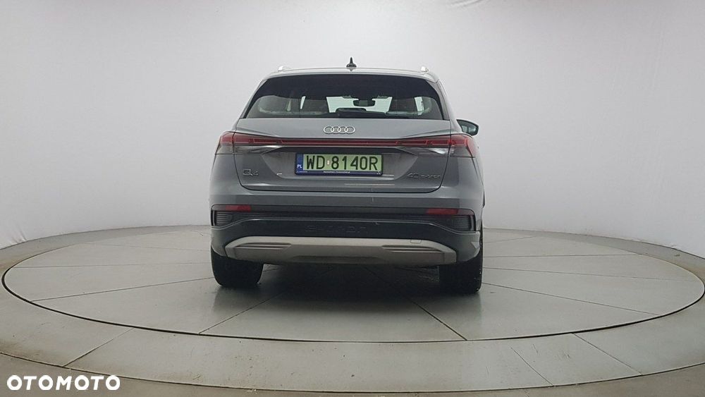 Audi Q4 e-tron - 6