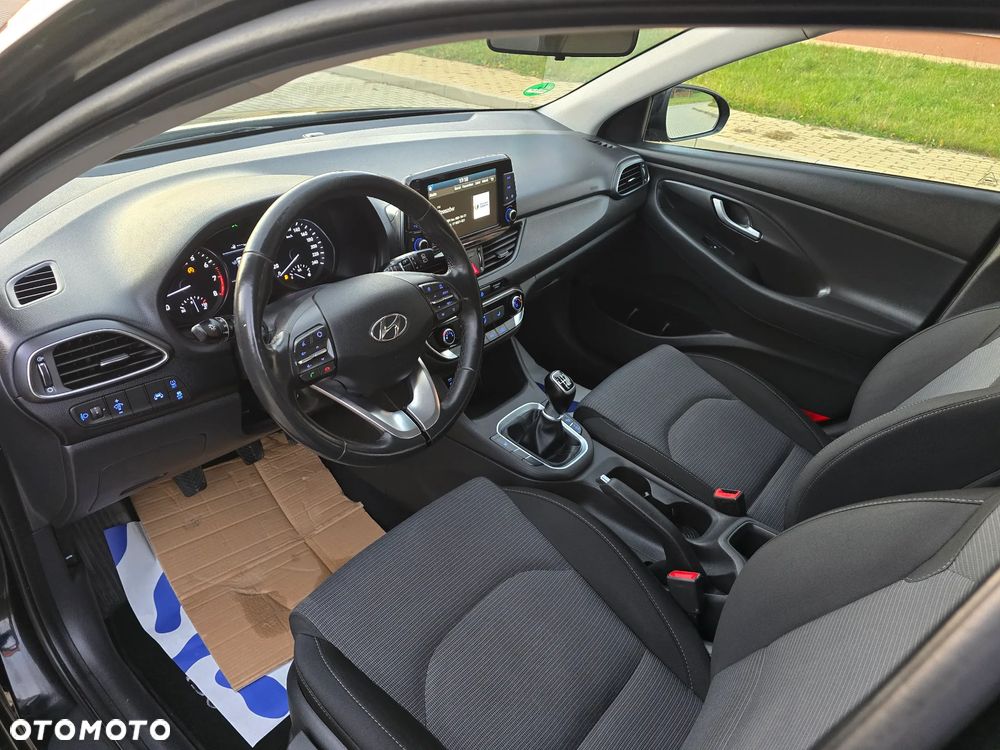 Hyundai i30 1.4 Passion - 20