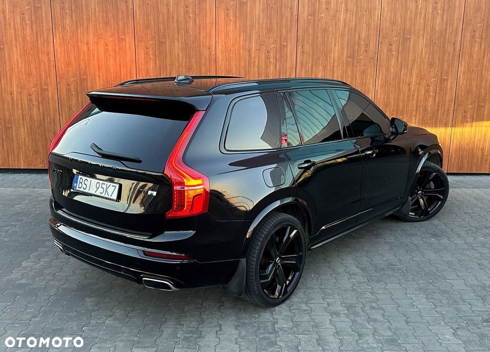 Volvo XC 90 T8 AWD Plug-In Hybrid R-Design 7os - 8