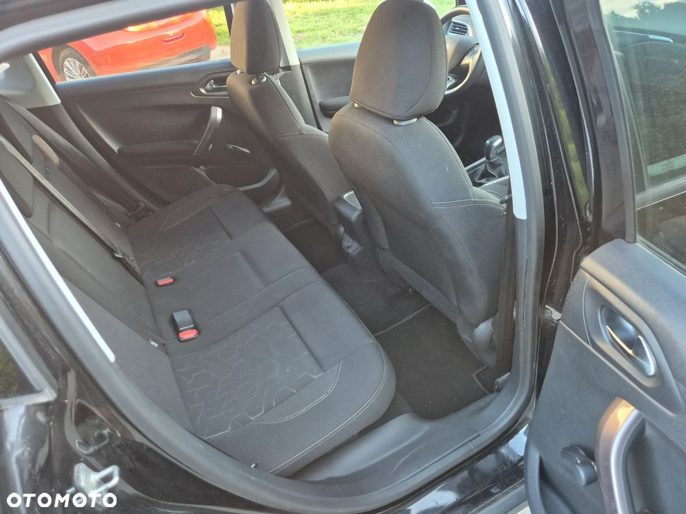 Peugeot 2008 PureTech 82 Active - 13