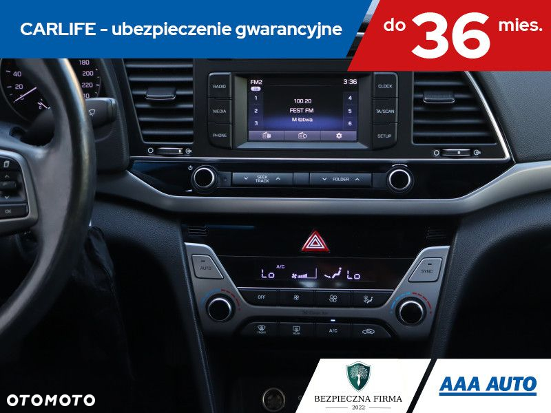 Hyundai Elantra - 18