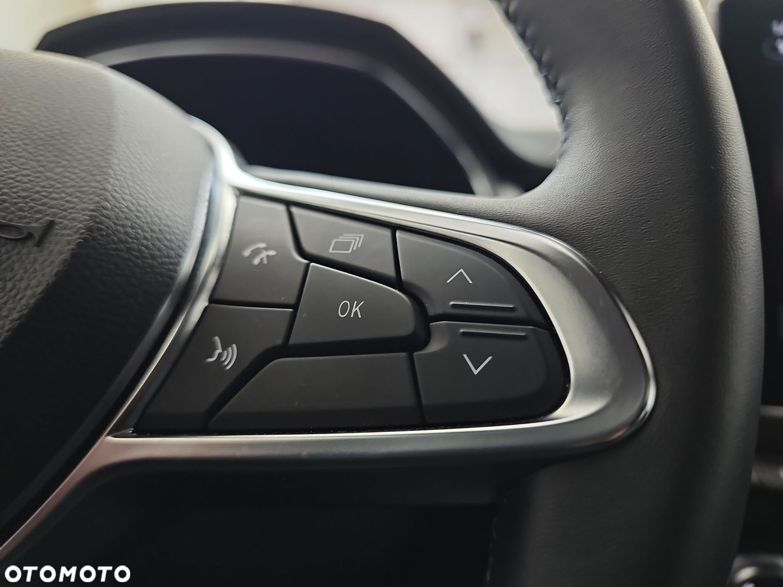 Renault Captur - 13
