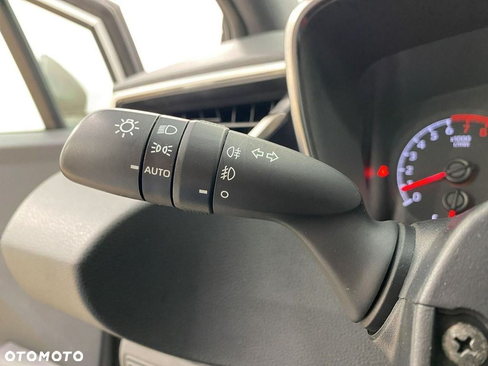 Toyota Corolla - 26