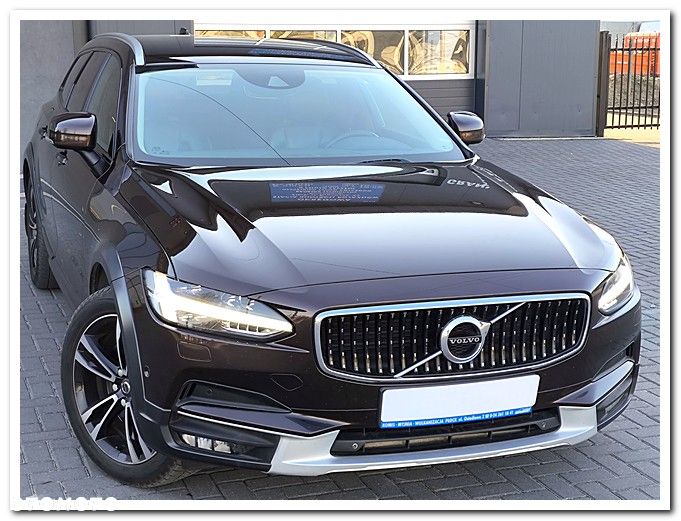 Volvo V90 Cross Country - 9
