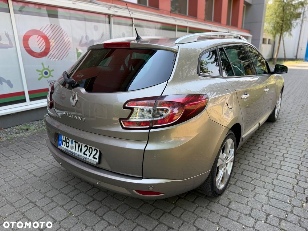 Renault Megane 2.0 140 CVT Luxe - 9