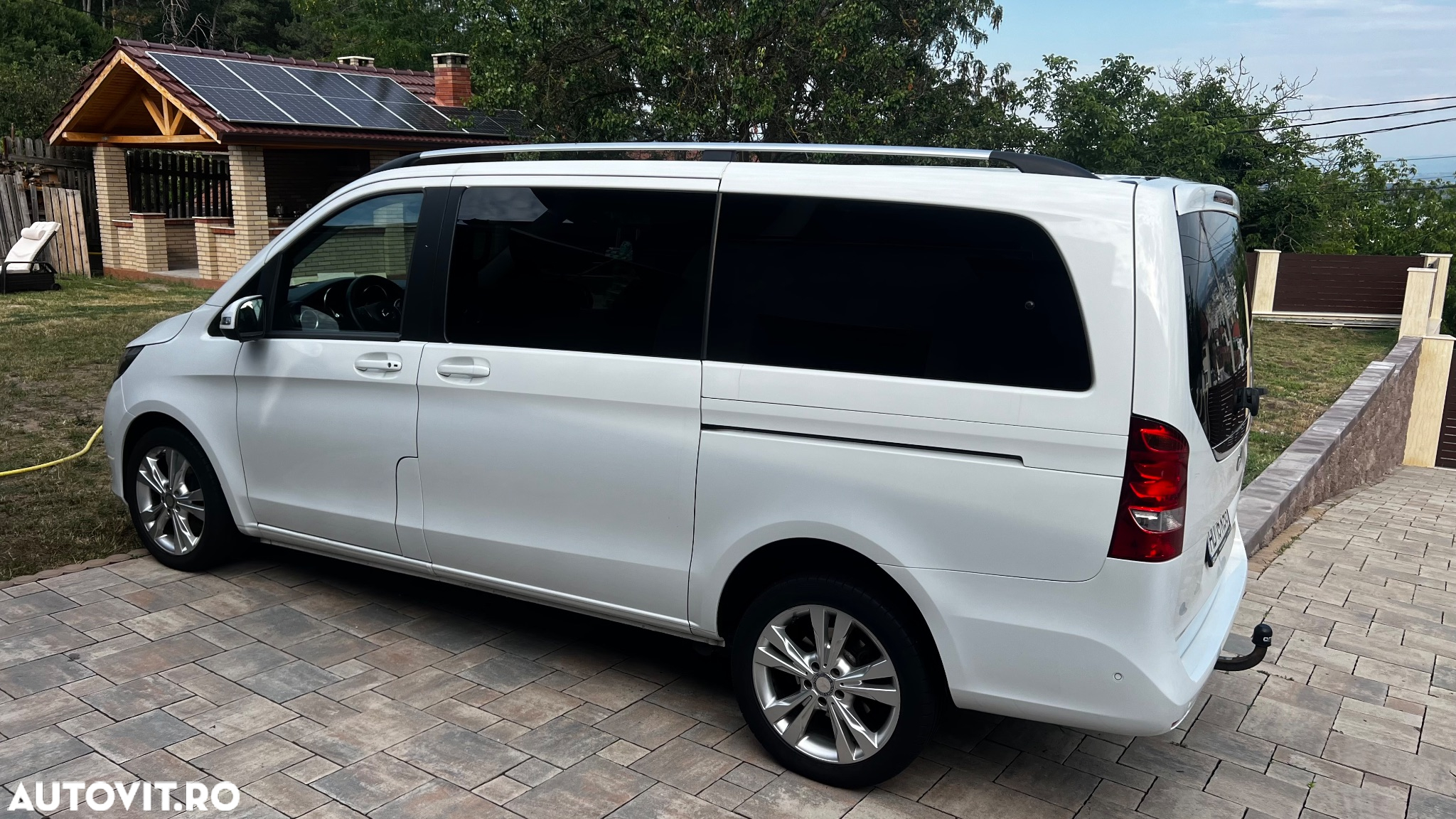Mercedes-Benz V 220 (BlueTEC) d lang 7G-TRONIC Avantgarde Edition - 11