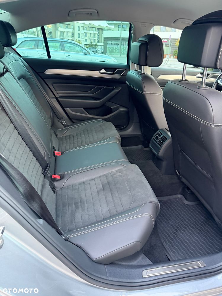 Volkswagen Passat 1.5 TSI EVO Elegance DSG - 8