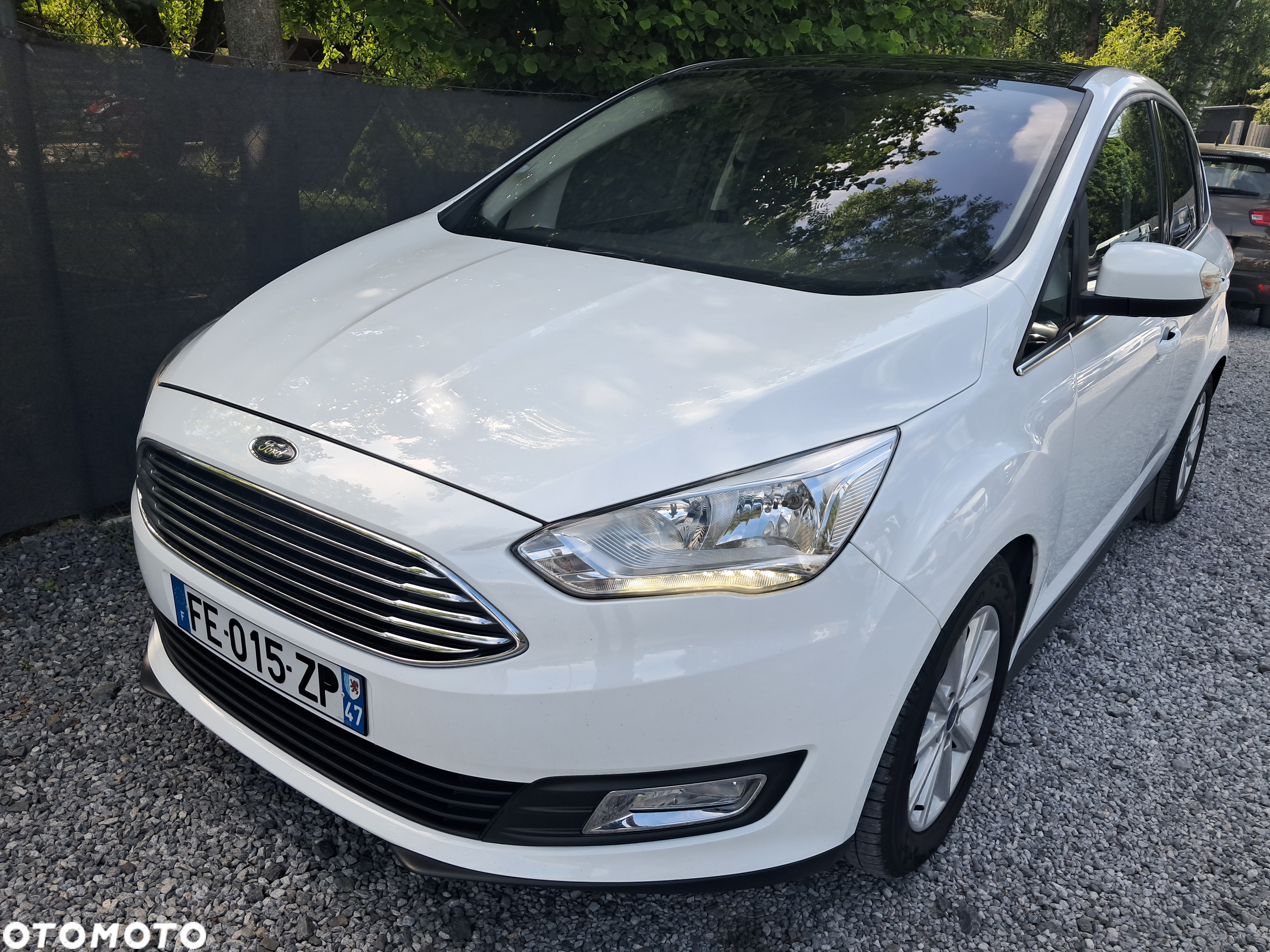 Ford C-MAX 1.5 TDCi Start-Stop-System Titanium - 24