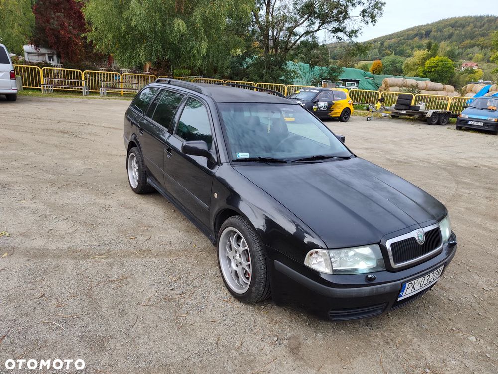 Skoda Octavia 2004 photo 5