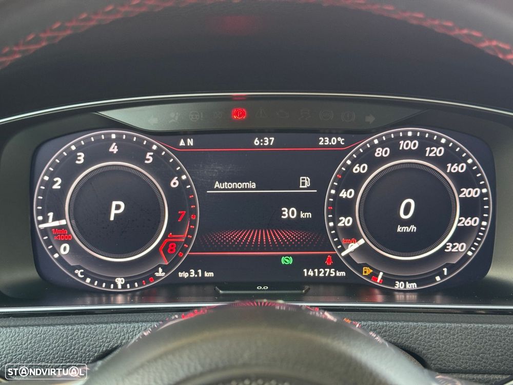 VW Golf 2.0 TSI GTI DSG Performance - 24