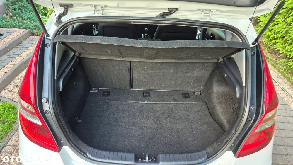 Hyundai i30 i30cw 1.4 Comfort - 15