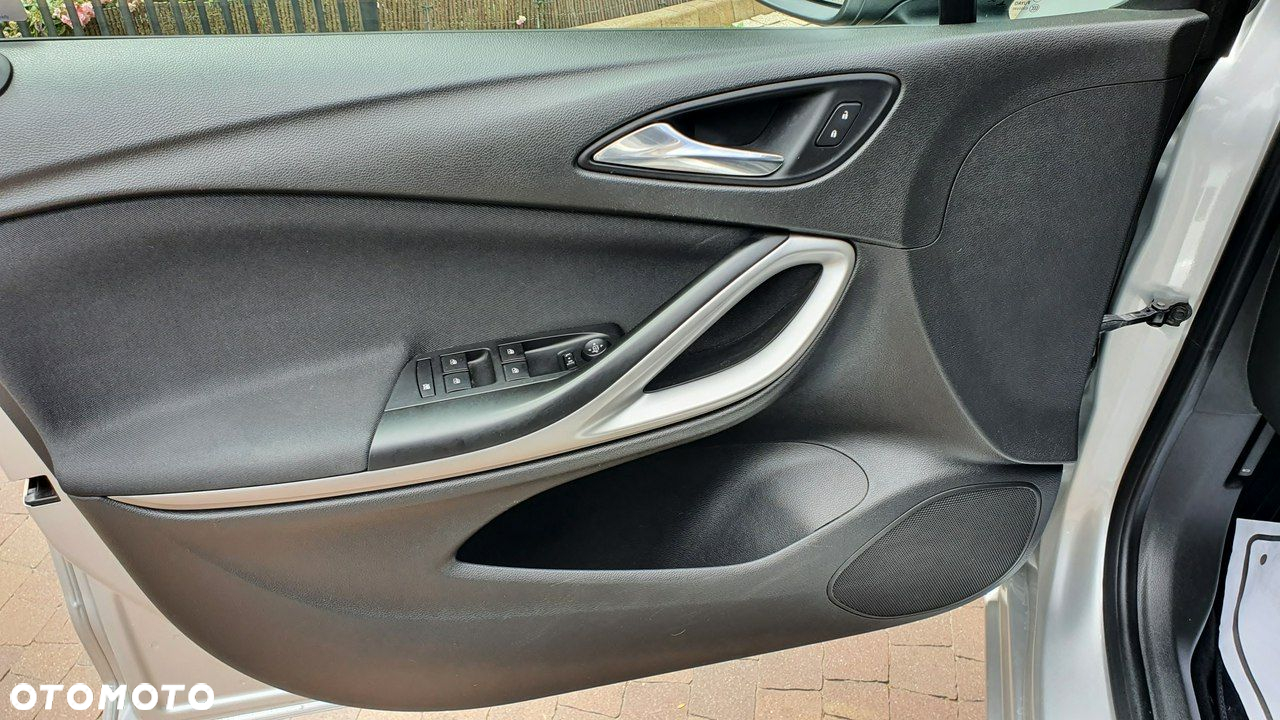 Opel Astra - 30