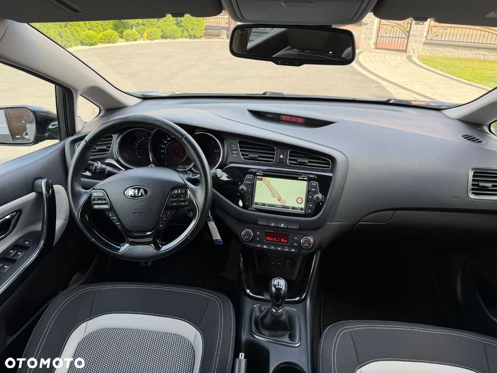 Kia Ceed 1.6 GDI Business Line - 6