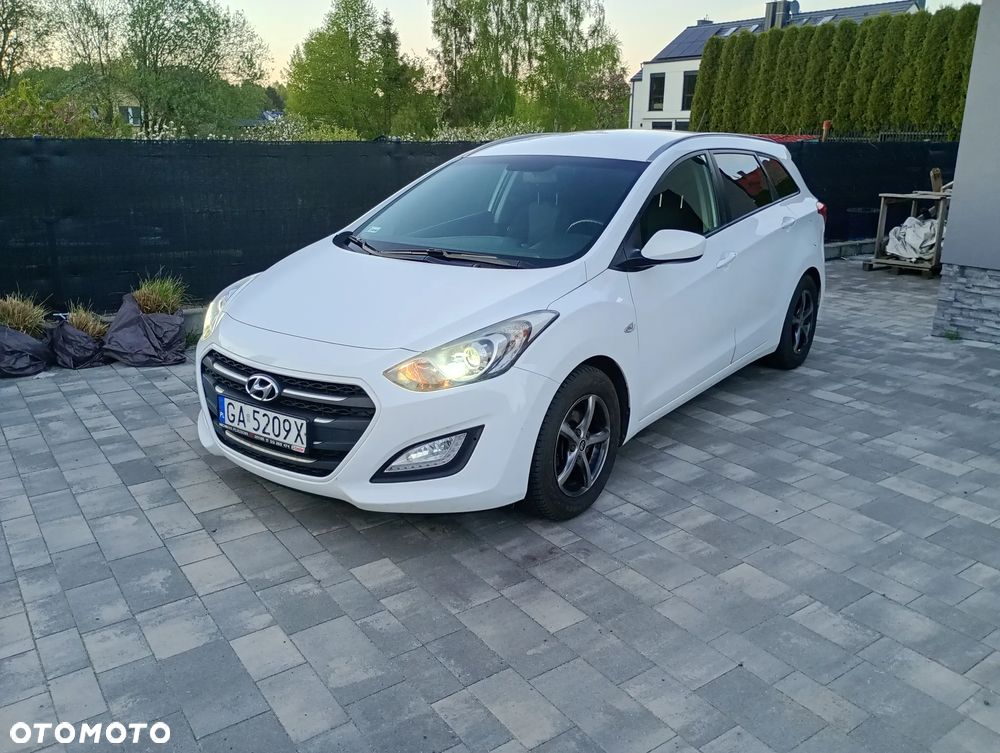 Hyundai i30 1.6 CRDi Classic + - 2
