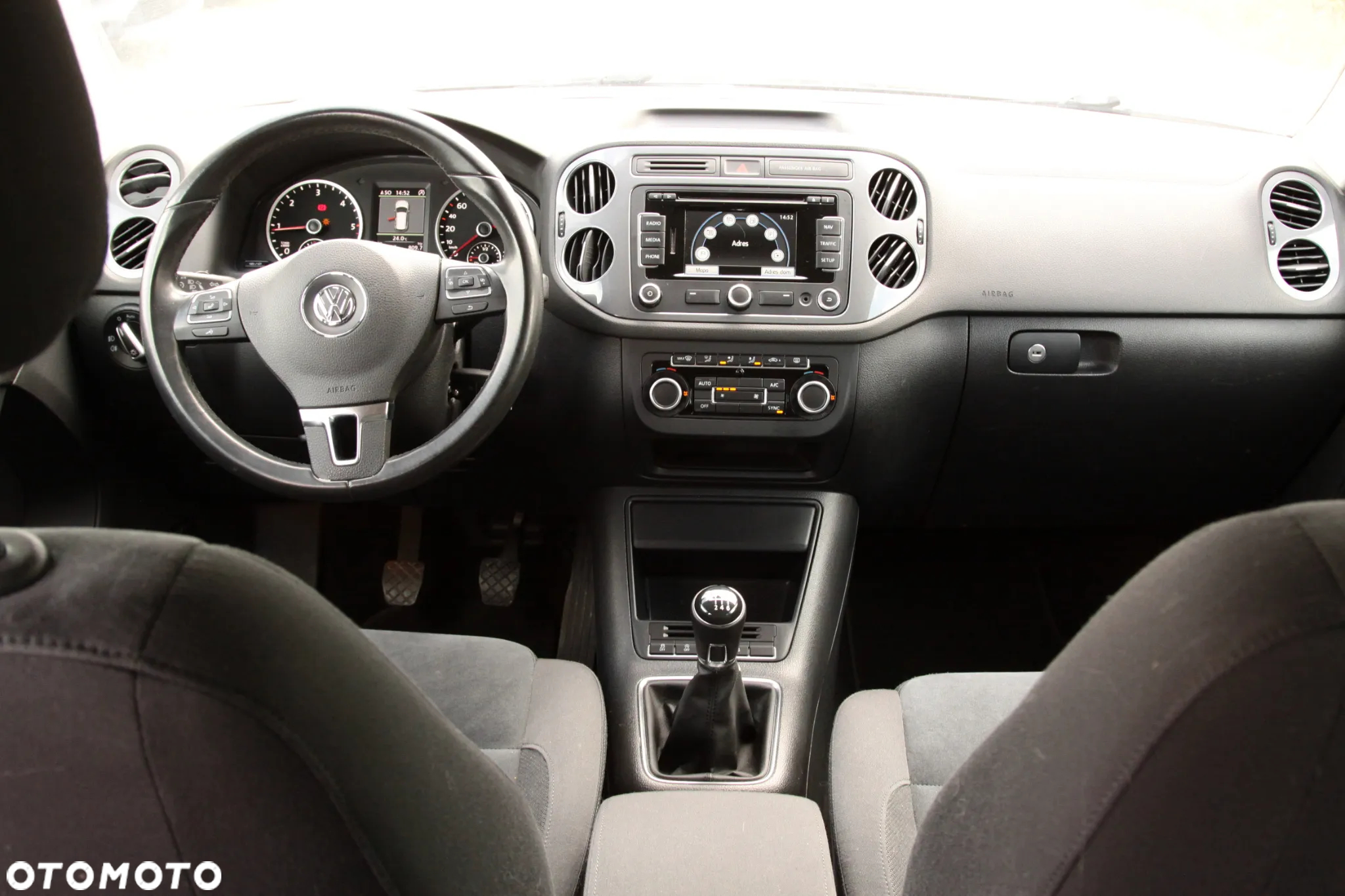 Volkswagen Tiguan 2.0 TDI DPF BlueMotion Technology Sport & Style - 15