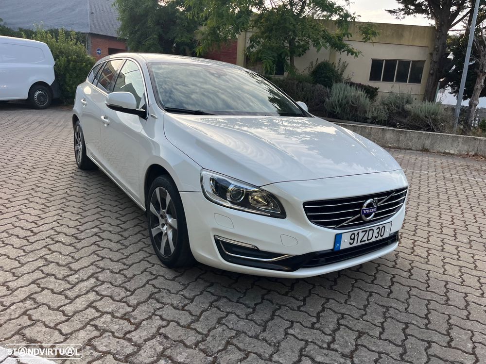 Volvo V60 D6 Plug-In-Hybrid AWD Geartronic Pure Limited - 7