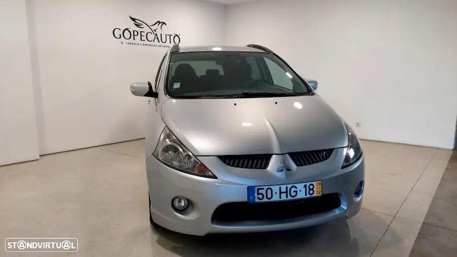 Mitsubishi Grandis - 4