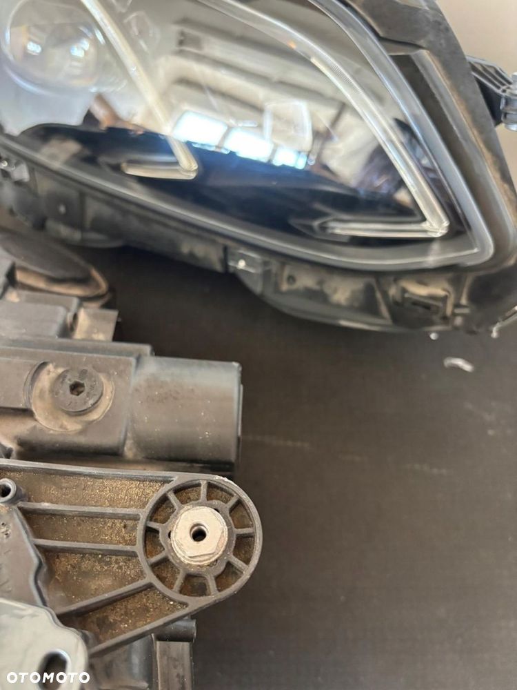 LAMPY PRZEDNIE REFLEKTORY MERCEDES W212 LIFT FULL LED ILS BLACK AMG SHADOW - 8