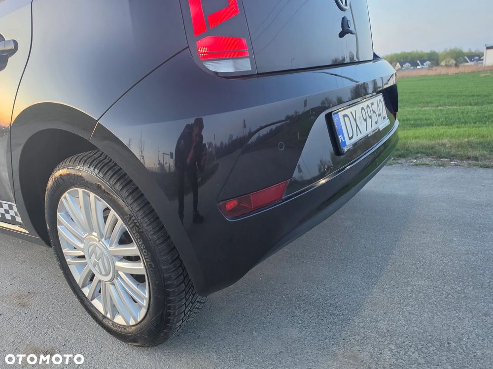 Volkswagen up! (BlueMotion Technology) high - 23
