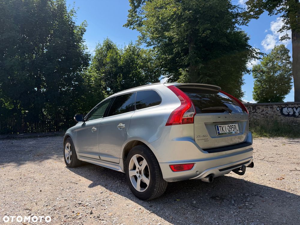 Volvo XC 60 D3 R-Design - 4