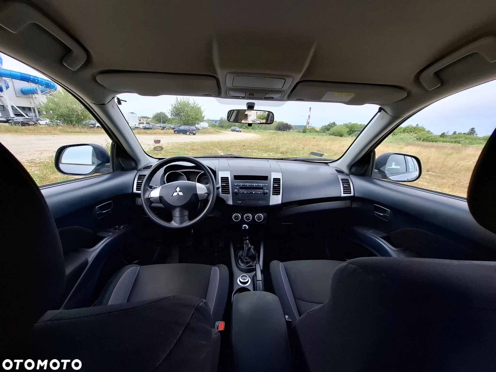 Mitsubishi Outlander 2.0 DID Instyle - 8