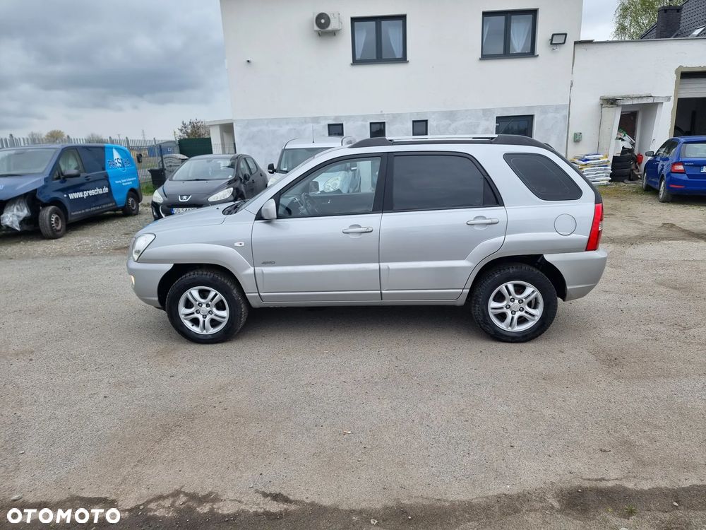 Kia Sportage 2.0 CRDI EX - 23