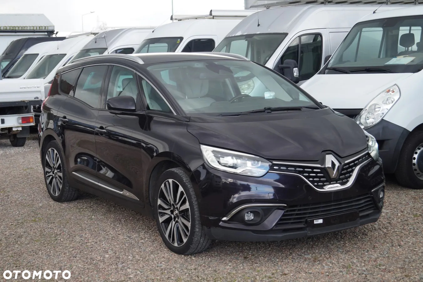 Renault Grand Scenic - 9
