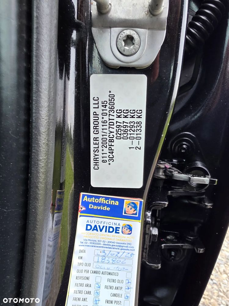 Fiat Freemont 2.0 Multijet 16V DPF Automatik Allrad Lounge - 17