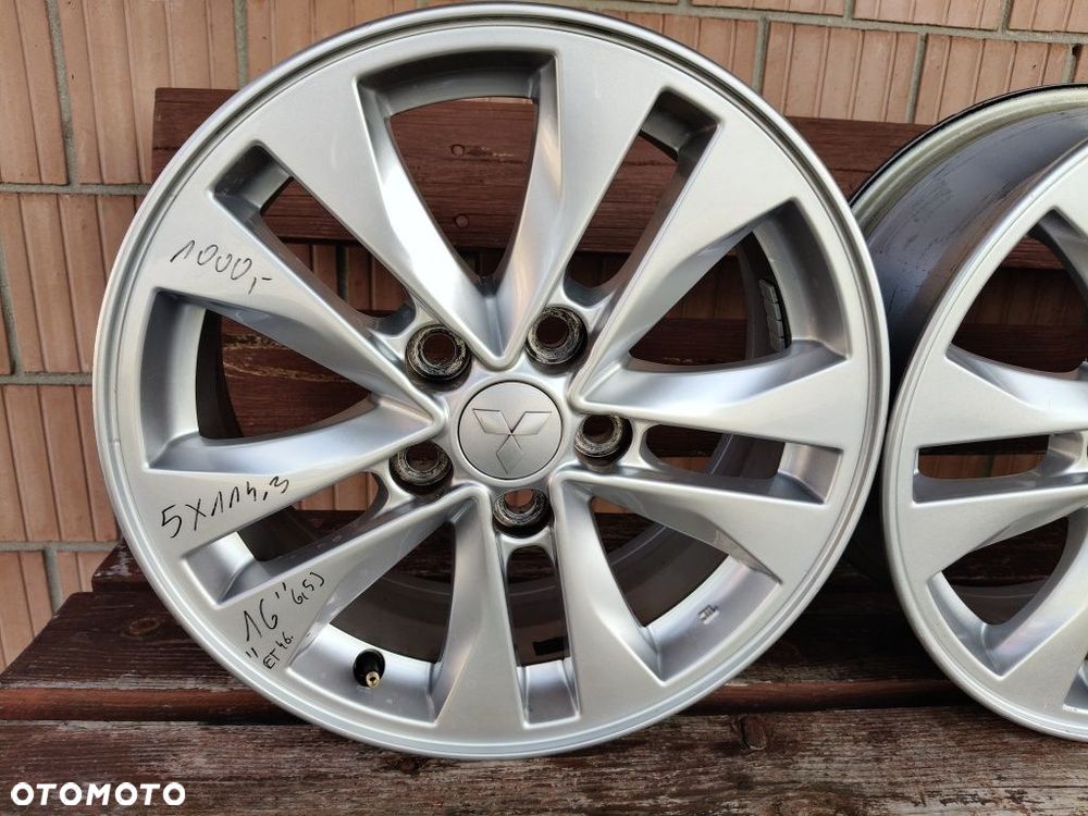 Felgi 5x114,3 R16 Mitsubishi - 2