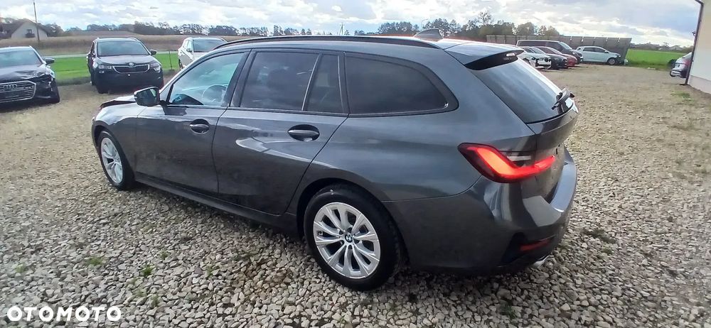 BMW Seria 3 318d Sport Line - 2